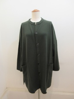 KEI Hayama PLUS(ケイハヤマプリュス) 12Gスパーメリノウールビッグカーディガン:カーキ