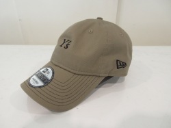Y's YOHJI YAMAMOTO (ワイズ　ヨウジヤマモト) ニューエラーとコラボY’sロゴキャップ:ベージュカーキ