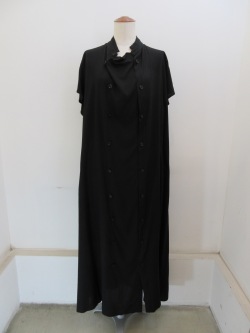 Y's YOHJI YAMAMOTO (ワイズ　ヨウジヤマモト)レーヨンキャンブリックフレンチスリーブシャツドレス：ブラック