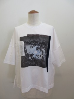 KEI Hayama PLUS(ケイハヤマプリュス) フォットコラージュプリント+ギザブレンド天竺半袖Tシャツ：ホワイト