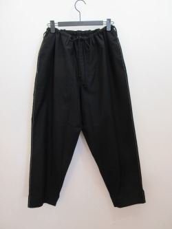 Y's YOHJI YAMAMOTO (ワイズ　ヨウジヤマモト) コットンツイルY’sステッチ紐パンツ：ブラック
