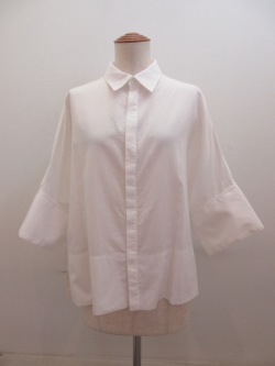 Y's YOHJI YAMAMOTO (ワイズ　ヨウジヤマモト) コットン薄ツイル製品柔軟洗いワイドカフスシャツ：ホワイト