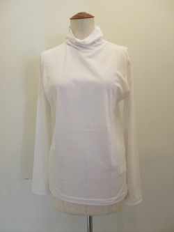 Y's YOHJI YAMAMOTO (ワイズ　ヨウジヤマモト)甘撚りソフト天竺ハイネック長袖Tシャツ：ホワイト