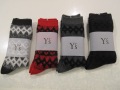 Y's YOHJI YAMAMOTO (ワイズ　ヨウジヤマモト) ノルディック柄ジャガードソックス：左からグレー／レッド／ダークグレー／ブラック