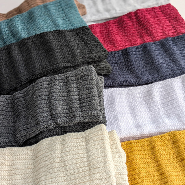 カラールーズソックス