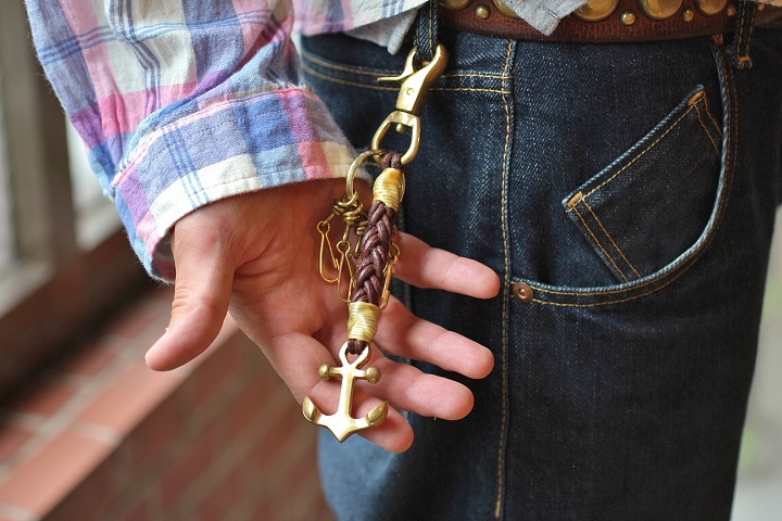 Damasquina KeyHolder
