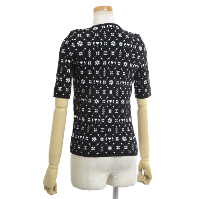 【美品】CHANEL ニット 半袖 ブラック カシミヤ100% 型押しロゴ 38 CHANEL(シャネル) ニット・セーター(レディース) - 海外通販のBUYMA