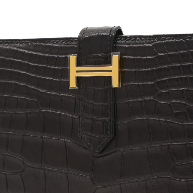 エルメス ベアンコンパクト 財布 クロコアリゲーターマット ブラック