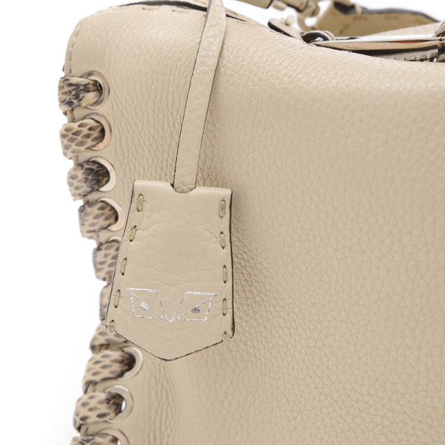 FENDI セレリア ショルダーバック ベージュ FENDI フェンディ セレリア ショルダーバッグ カーフ レディース