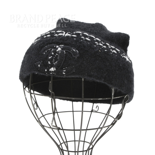 CHANEL シャネルシルクスワロフスキーロゴブラックニット