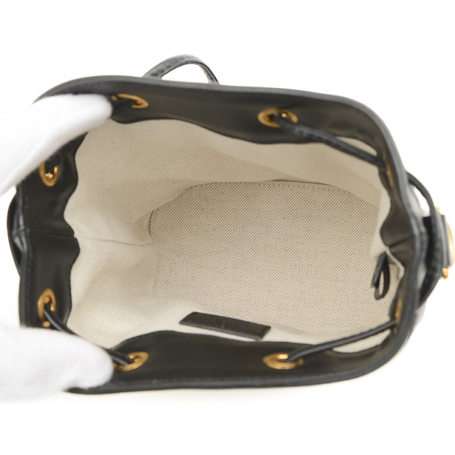 ★送料関税込★GUCCI GGマトラッセ レザー バケットバッグ 国内発送☆GUCCI】GGマトラッセ レザー バケットバッグ