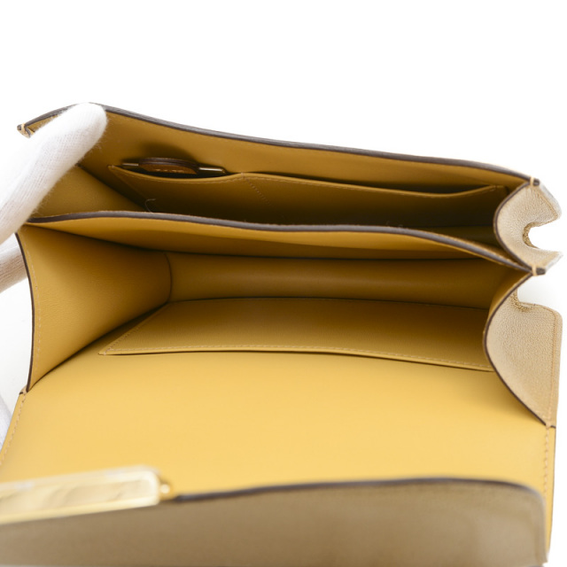 エルメス コンスタンス ミニ 18 ミロワール ドレ シェーブル