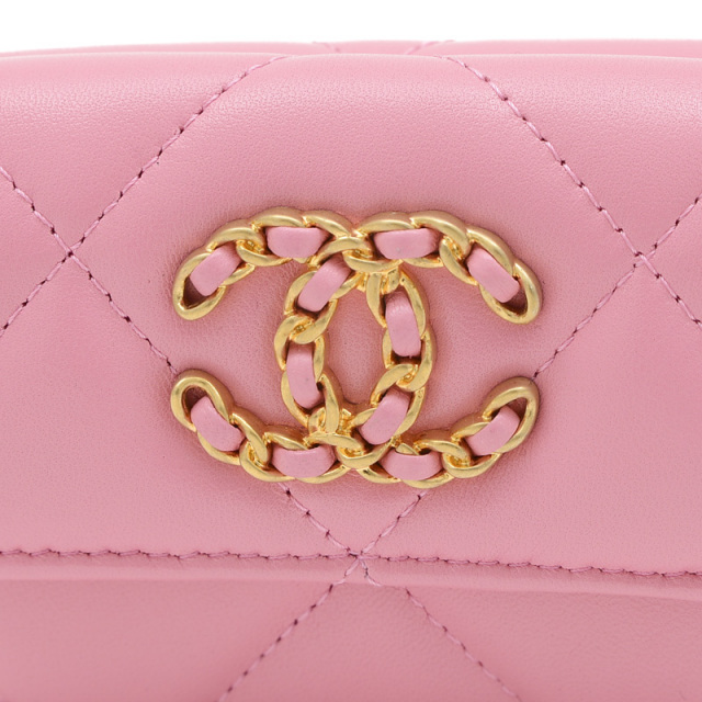 ☆お買得☆ シャネル 19シリーズ ラムスキン スモール フラップ ウォレット ≪ 新品 ≫ シャネル スモールフラップウォレット ミニ財布