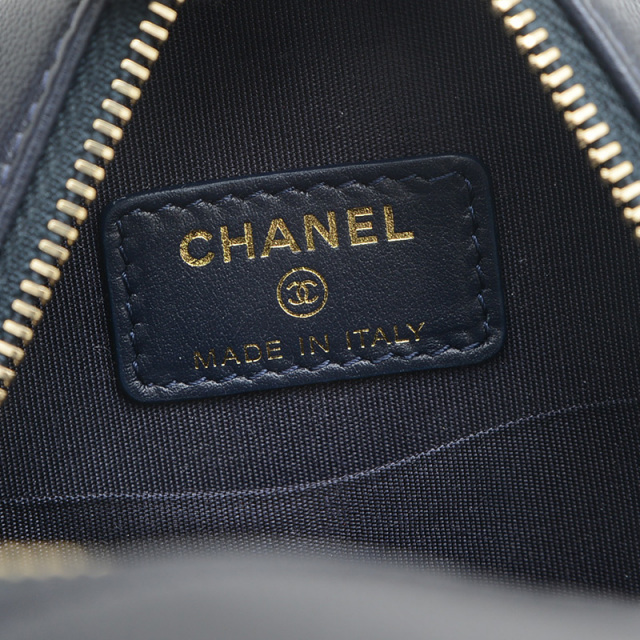 シャネル シャネル19 ラウンド チェーンショルダーバッグ