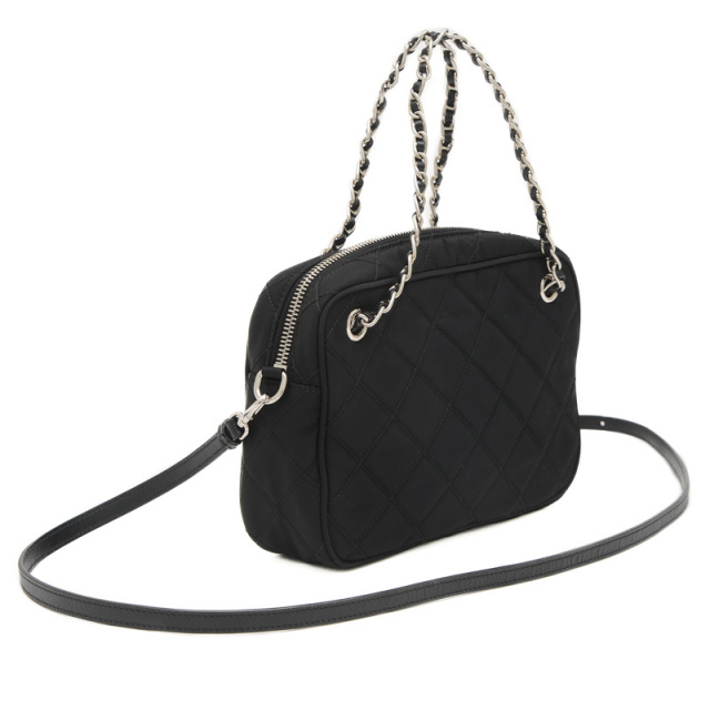 PRADA プラダ キルティング ショルダーバッグ ブラック