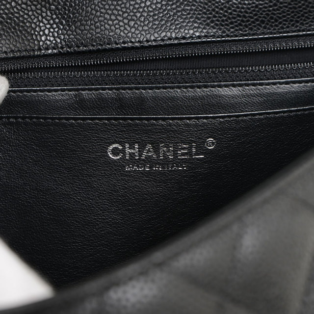 シャネル デカマトラッセ30 Wチェーンショルダー キャビアスキン