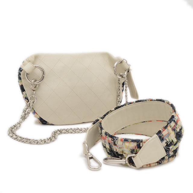 シャネル プラッシュラウンドクロスボディバッグ シャネル プラッシュラウンドクロスボディバッグ (CHANEL