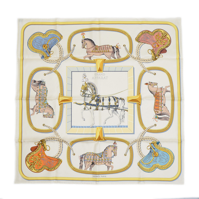 エルメス カレ90 スカーフ グランアパラ 盛装の馬 クリーム