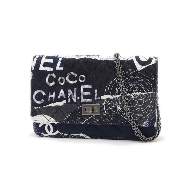 シャネル CHANEL カメリア チェーンウォレット ネイビー シャネル 2.55 カメリア マトラッセ チェーンウォレット