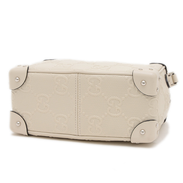 GUCCI メッセンジャーバッグ GGエンボス レザー アイボリー グッチ GGエンボス ショルダーバッグ レザー アイボリー 626363
