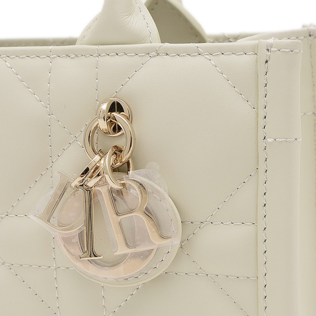 DIOR Book Tote バッグミニ マクロカナージュ トレンチベージュ DIOR | Dior Book Tote バッグ ミディアム マクロカナージュ