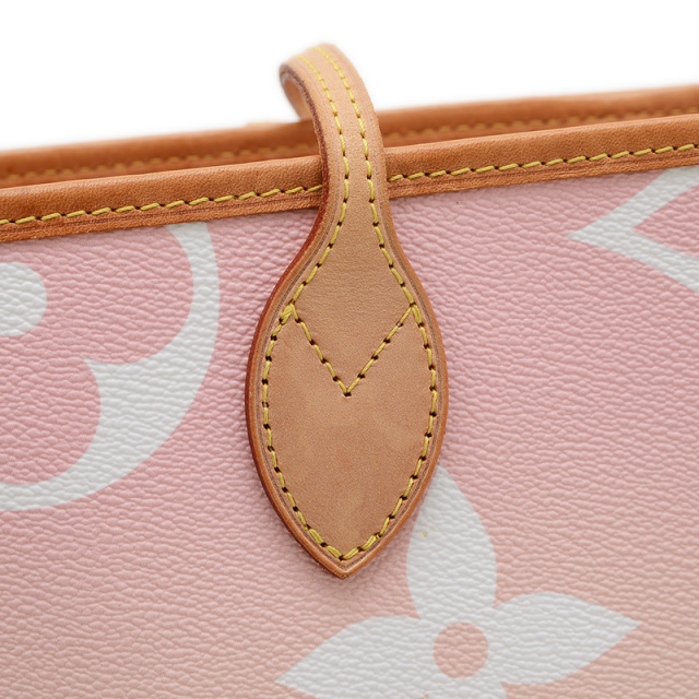 ルイヴィトン モノグラムジャイアント バイザプール ネヴァーフルMM