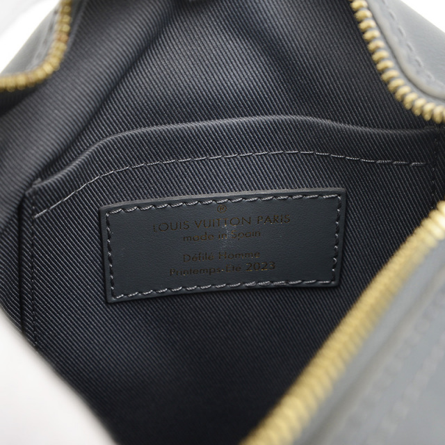 LOUIS VUITTON メッセンジャーバッグ グレー メッセンジャーバッグ グレー（灰色）系 Louis Vuitton(ルイ