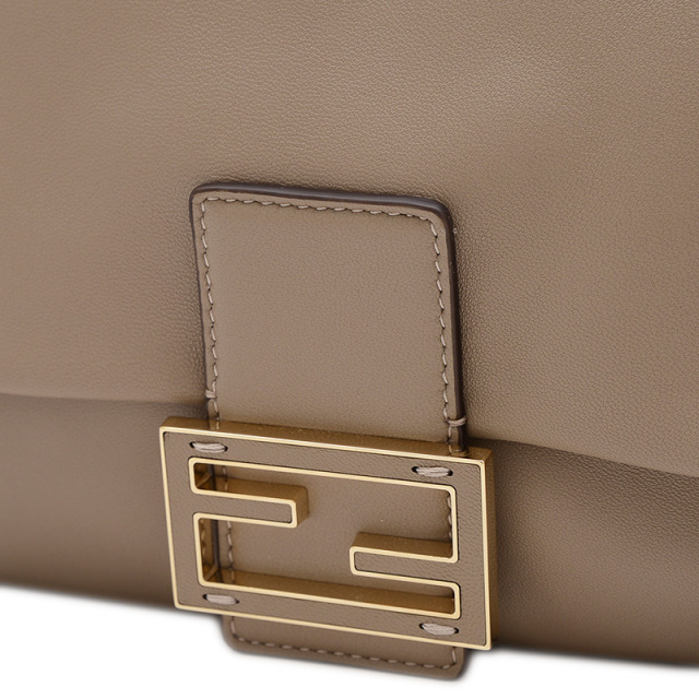 美品】FENDI フェンディ ラッピー マンマバケットベージュ系マルチ