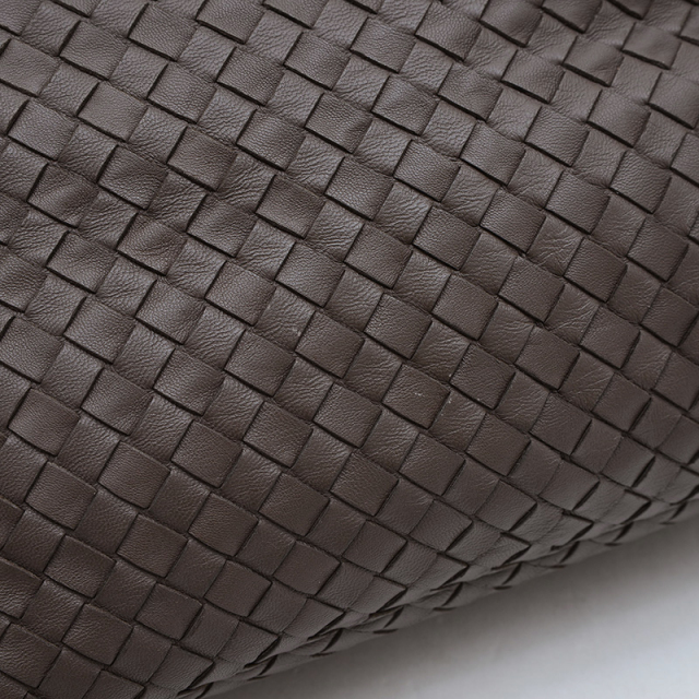 ボッテガヴェネタ イントレチャート ボストンバッグ レザー