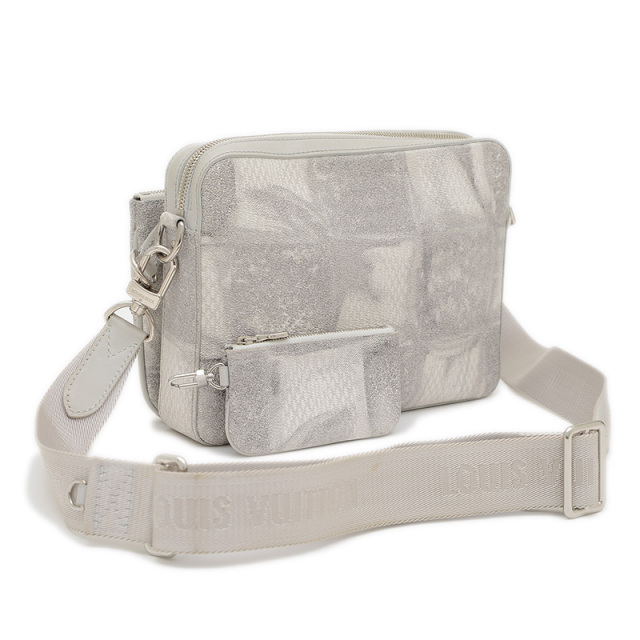 ルイヴィトン ダミエソルト トリオ メッセンジャー ショルダーバッグ