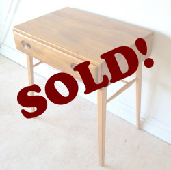 アーコール・デスク・コンソール