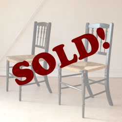 イギリス・ペイントチェア・キッチンチェア・椅子・ビンテージ・アンティーク・２脚セット