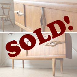 チーク・サイドボード・ビンテージ・ミッドセンチュリー・北欧・アンティーク