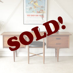 イギリス・younger・ヤンガー・デスク・ビンテージ・アンティーク・チーク