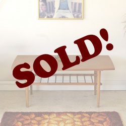 イギリス・コーヒーテーブル・センターテーブル・マガジンラック・ビンテージ・アンティーク・北欧