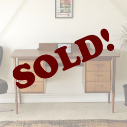 イギリス・デスク・机・チーク・ビンテージ・アンティーク・ミッドセンチュリー