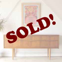 イギリス製・オースティンスイート・ビンテージチーク・サイドボード・チェスト・北欧