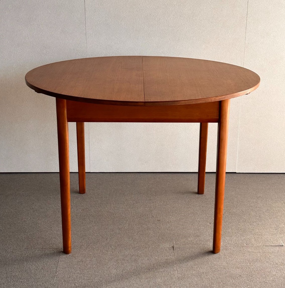 英国製ヴィンテージダイニングテーブル