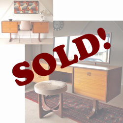 G-plan・ジープラン・ドレッサー・デスク・ミッドセンチュリー・ビンテージ