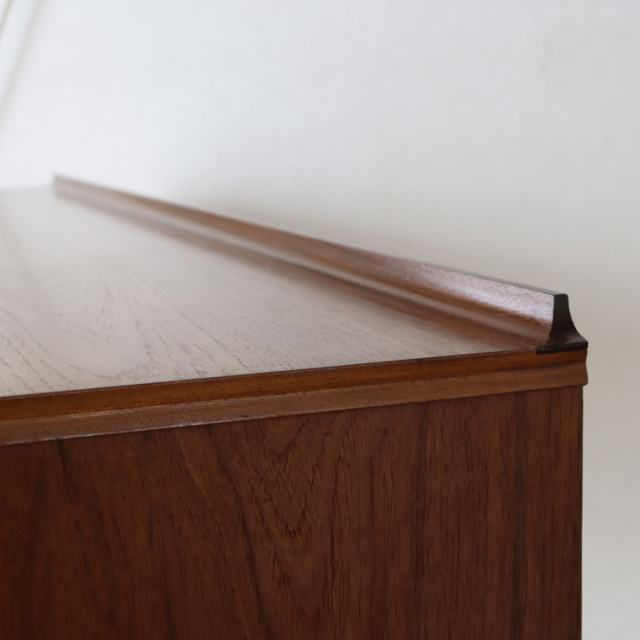 英国ビンテージのチークデスクの天板デザイン