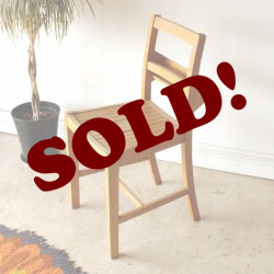 イギリスの教会で実際に使用されてきた、由緒正しきアンティーク