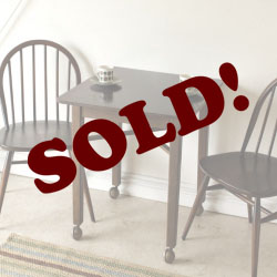 イギリス・パブテーブル・コーヒーテーブル・アンティーク・ビンテージ