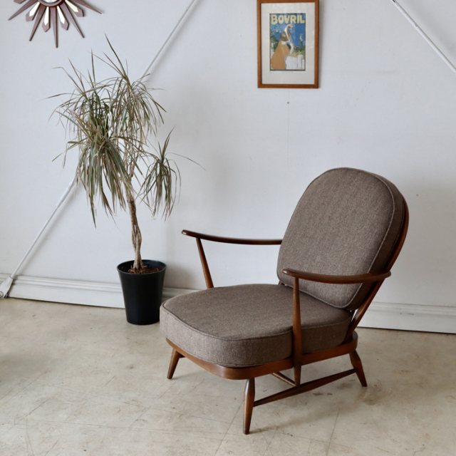 アーコール（ERCOL）製ビンテージのイージーチェア