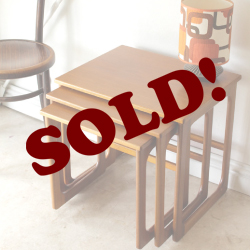 ネストテーブル,テーブル,マッキントッシュ,家具,アンティーク,イギリス,ビンテージ,ミッドセンチュリー