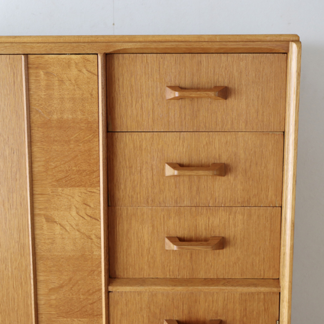 ジープラン（G-plan）製ビンテージのワードローブの引き出し