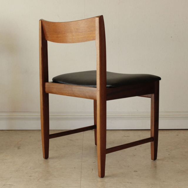 英国ビンテージのダイニングセット