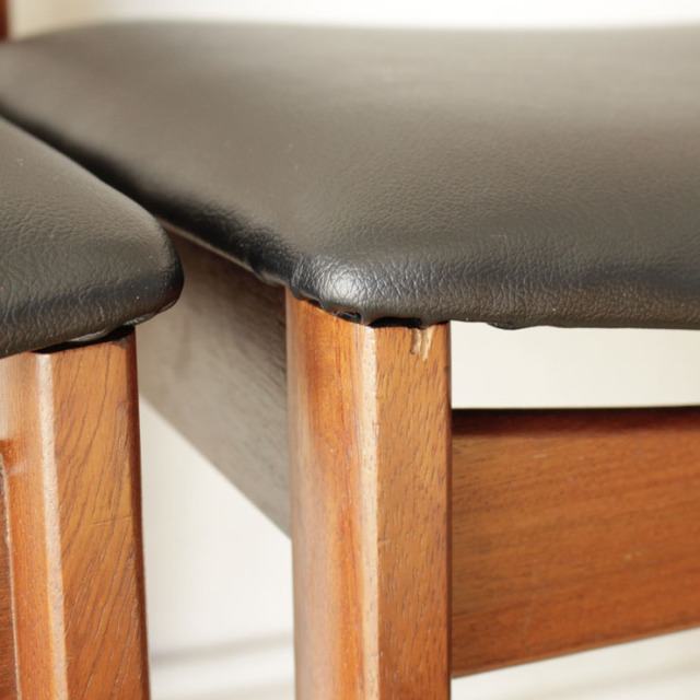 英国ビンテージのダイニングセット