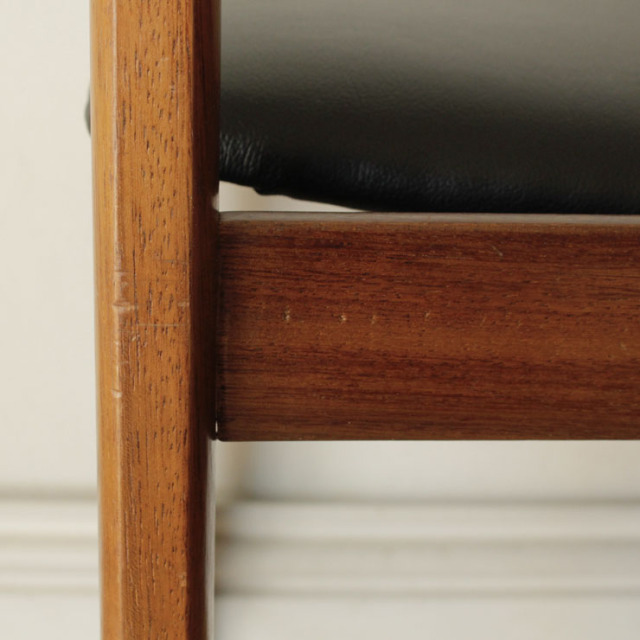 英国ビンテージのダイニングセット