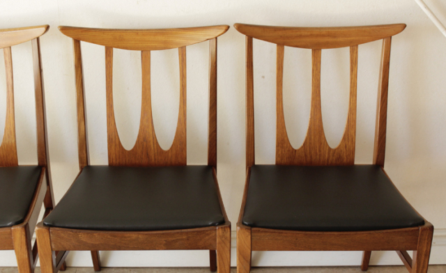 ジープラン（G-plan）製ビンテージダイニングチェアの背もたれ