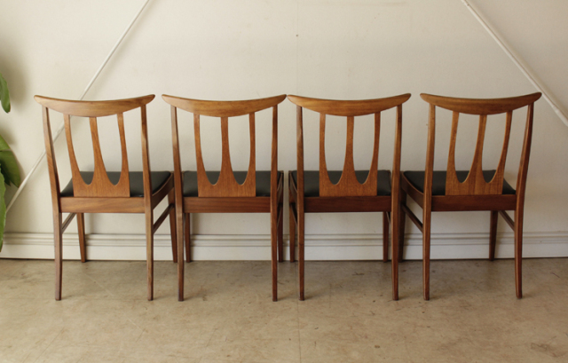 ジープラン（G-plan）製ビンテージダイニングチェアの背面